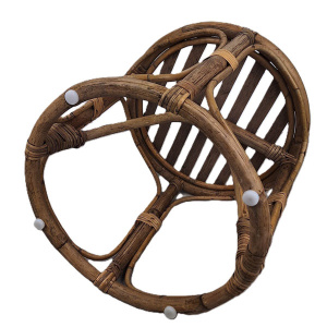 Beistelltisch oder Hocker aus Rattan