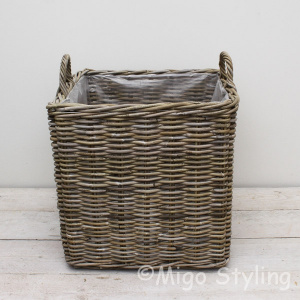 Kaminkorb / Pflanzenkorb viereckig (L) Rattan Grau