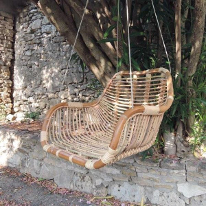 Hangstoel rotan aan kabel