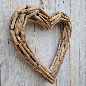 Houten hart deurhanger