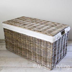 Aufbewahrungskorb aus Rattan mit Innenfutter