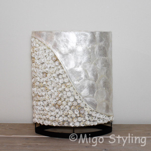 Tischlampe Muscheln Design mittel Sandfarbe