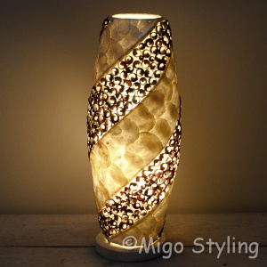 Tischlampe Muscheln Design Spirale dunkel H50 cm