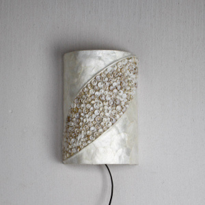 Wandlamp schelp design zandkleur