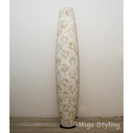 Tischleuchte Troca Muscheldesign 42 cm sandfarben