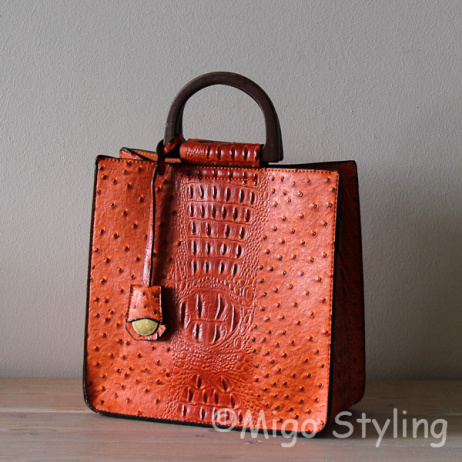 Croco tas Oranje met houten handvaten