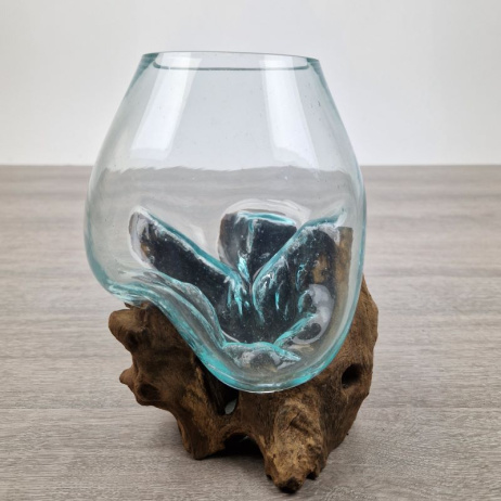 Glastropfvase auf Holz (g)