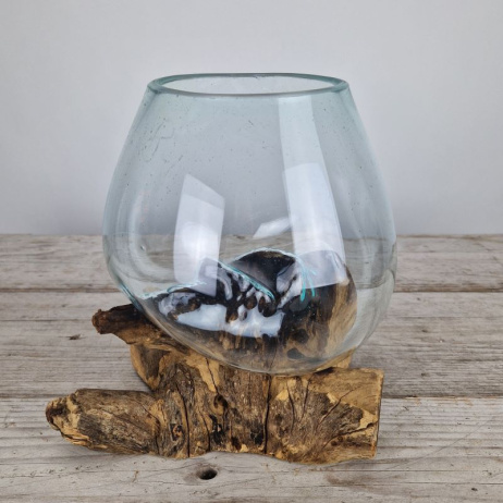 Tropfenvase aus Glas auf Holz (f)