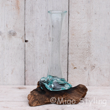 Mini Tropfenvase aus Glas auf Holz (a)