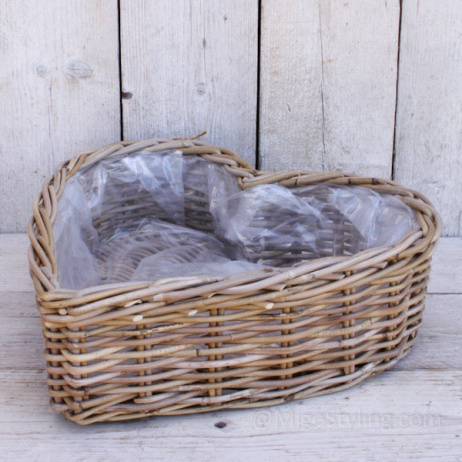 Herzförmiger Korb Rattan groß