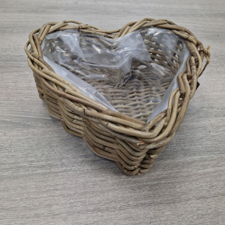 Herzförmiger Korb aus Rattan, mittelgroß