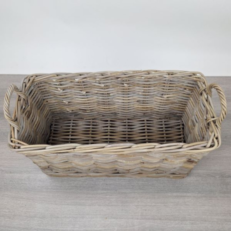 Holzkorb (S) auf Rädern, rechteckig, aus grauem Rattan