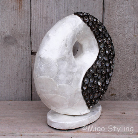 Tafellamp Donut capizschelp wit/zwart