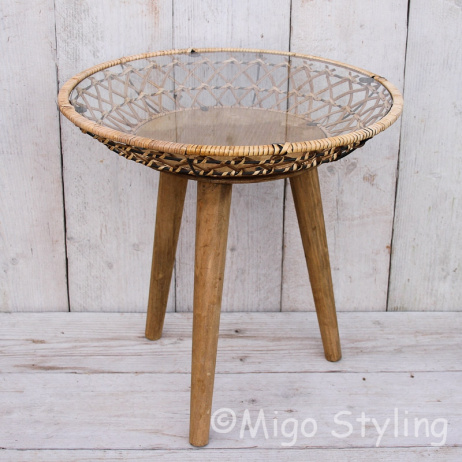 Koffietafel rond decoratie met glasplaat 
