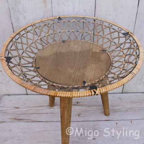 Koffietafel rond decoratie met glasplaat 