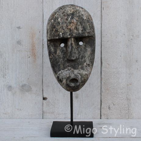 Masker hout op standaard (a)