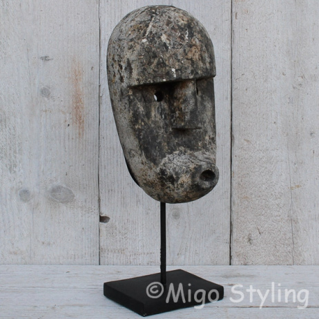 Masker hout op standaard (a)