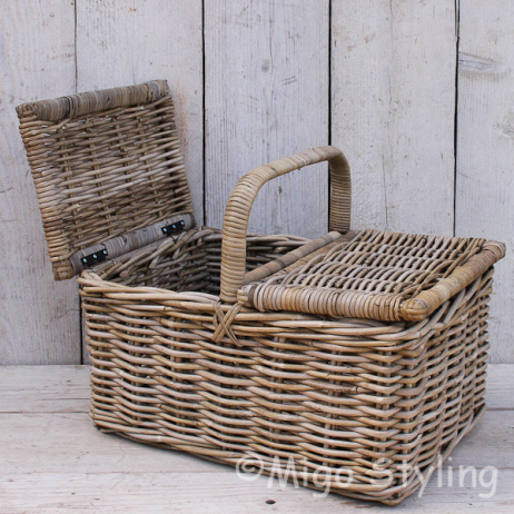 Picknickmand met 2 openslaande kleppen