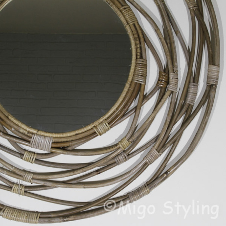 Rotan spiegel rond Kubo 