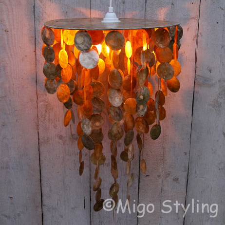 Schelpenlamp / hanger in goudkleur