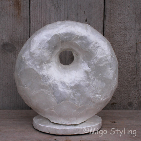 Tischleuchte Donut Capiz Muschel weiß