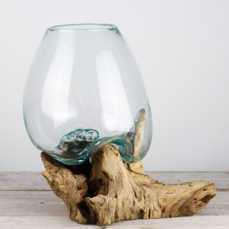 Vase auf einem Wurzelstrunk (L) 