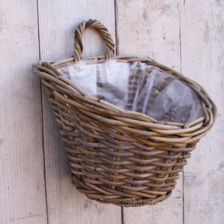 Wandhanger rotan Sil