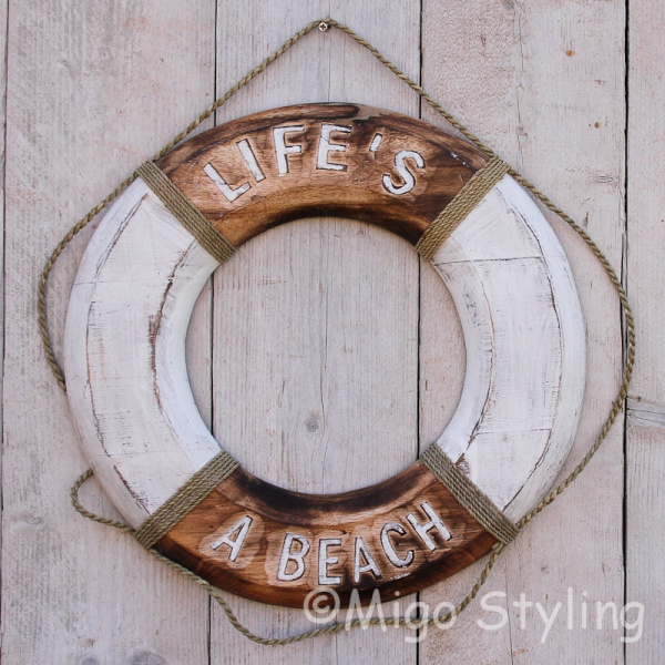 Houten boei Life's a beach Bruin 