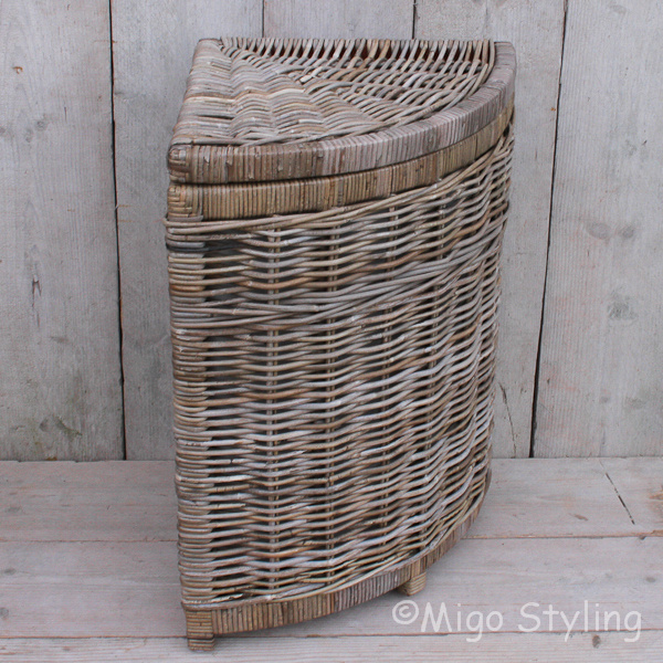 plastic baard modus Wasmand driehoek met binnenzak grey rotan? Bestel online - MigoStyling