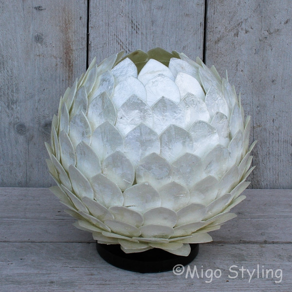 Lotus Tischlampe Schlaf oder Wohnzimmer