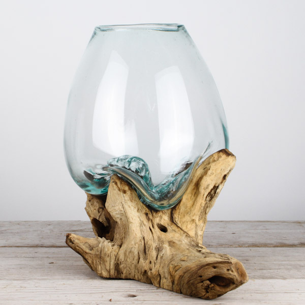 Vase auf einem Wurzelstrunk (L) 