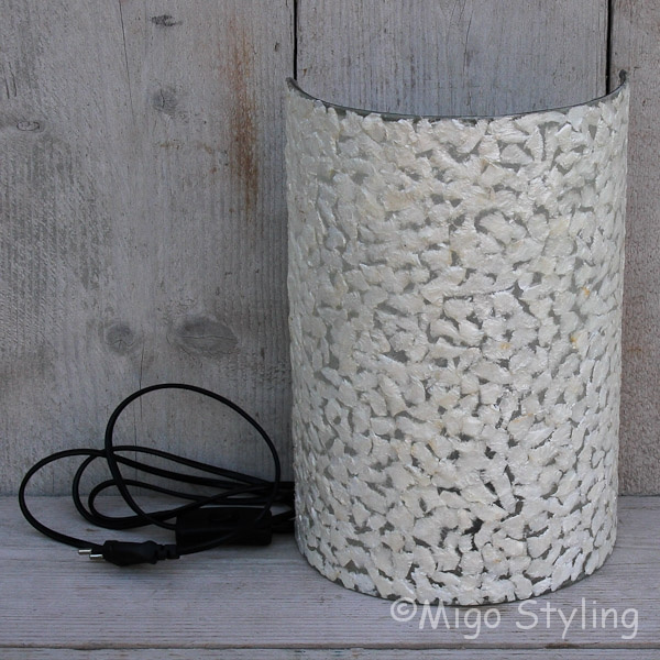 Wandlampe Muscheln beflockt weiss